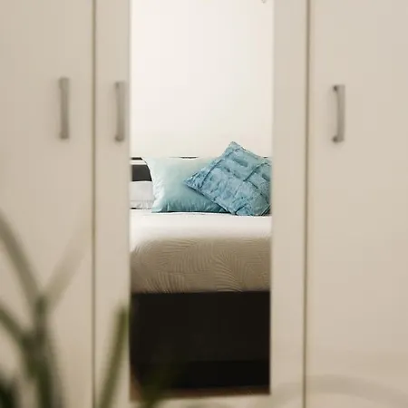 Golden Teal & Silver Birch Apartamento *