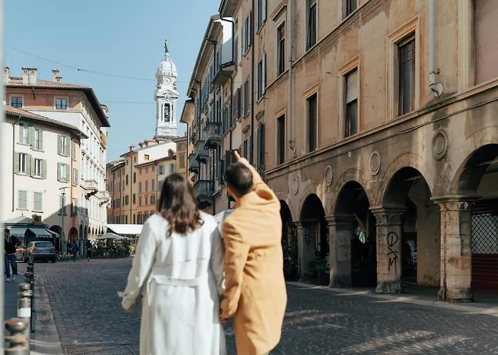 Golden Teal & Silver Birch Daire *